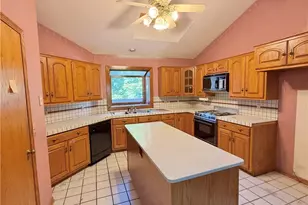 6899 Corrine Dr NW, Canton, OH 44718 - Photo 3