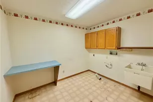 6899 Corrine Dr NW, Canton, OH 44718 - Photo 27