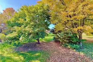 6899 Corrine Dr NW, Canton, OH 44718 - Photo 5