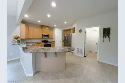 867 Starr Ridge Street SE, Massillon, OH 44646 - Photo 9