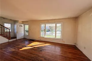 891 Davies Ave, Akron, OH 44306 - Photo 9