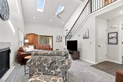 6900 Atlantic Boulevard NE, Louisville, OH 44641 - Photo 7