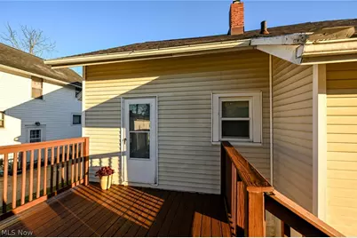 1366 Prospect Street, Barberton, OH 44203 - Photo 19