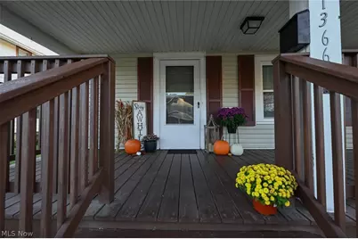 1366 Prospect Street, Barberton, OH 44203 - Photo 11