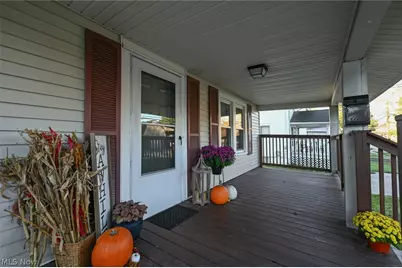 1366 Prospect Street, Barberton, OH 44203 - Photo 7