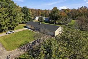 6904 Atlantic Blvd NE, Louisville, OH 44641 - Photo 7
