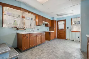 372 N Firestone Blvd, Akron, OH 44301 - Photo 13
