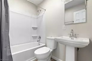 1332 Greenwood Ave, Akron, OH 44320 - Photo 13