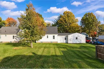 2917 Kirby Avenue NE, Canton, OH 44705 - Photo 5