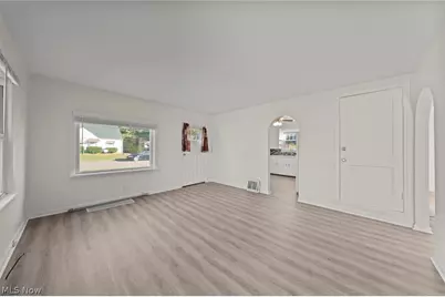 2917 Kirby Avenue NE, Canton, OH 44705 - Photo 11