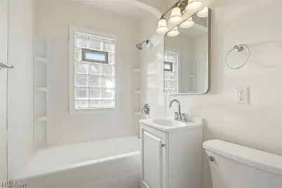 16220 Throckley Avenue, Loveland, OH 44128 - Photo 9