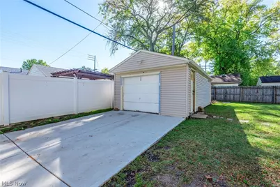 14405 Cleminshaw Road, Loveland, OH 44135 - Photo 33