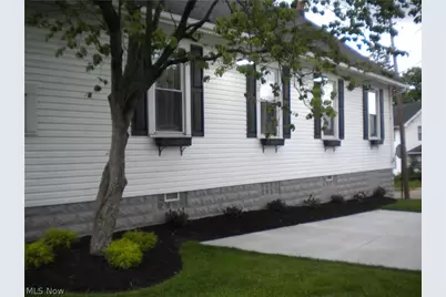 139 W State Street, Barberton, OH 44203 - Photo 3