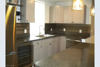 139 W State Street, Barberton, OH 44203 - Photo 11