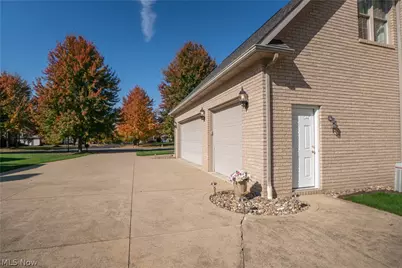 4966 Abbey Church Avenue NW, Canton, OH 44718 - Photo 47
