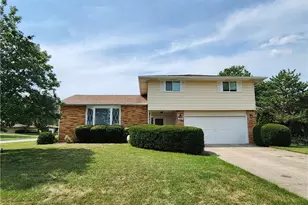 5650 Cascade Ct, Green Hills, OH 44131 - Photo 1