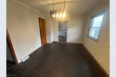 1027 E 70th Street, Loveland, OH 44103 - Photo 3