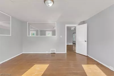 6706 Lawn Avenue, Loveland, OH 44102 - Photo 11