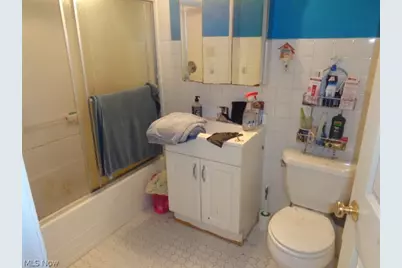4121 Harris Road, Grandview Heights, OH 44147 - Photo 23