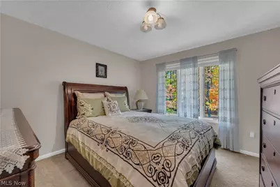 8411 N Bluff Drive, Grandview Heights, OH 44147 - Photo 27