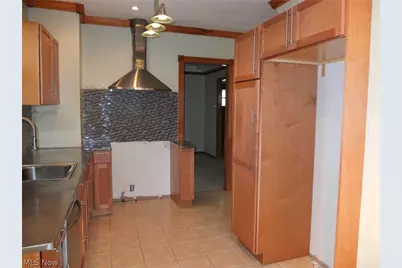 519 21st Street NW, Canton, OH 44709 - Photo 3