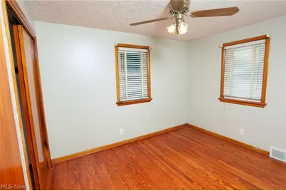 1430 19th Street NW, Canton, OH 44709 - Photo 11