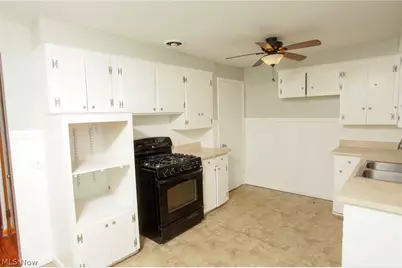 1430 19th Street NW, Canton, OH 44709 - Photo 5