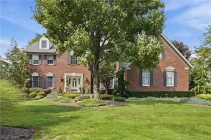 8650 Treetop Trail, Grandview Heights, OH 44147 - Photo 1