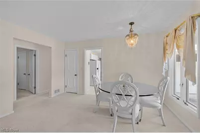 2812 E Wallings Road, Grandview Heights, OH 44147 - Photo 9