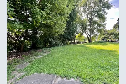 V/L Huron Street, Barberton, OH 44203 - Photo 1