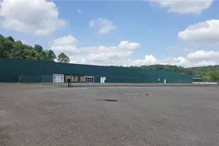 2411 E Wheeling Ave, Cambridge, OH 43725 - Photo 1