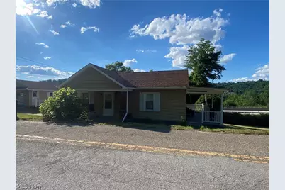 56559 Boyd Avenue, Bridgeport, OH 43912 - Photo 1