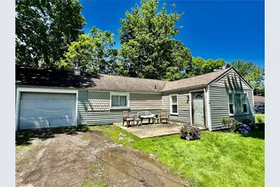 9144 Sharrott Road, Poland, OH 44514 - Photo 1