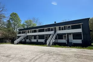 39 25th St SW, Barberton, OH 44203 - Photo 1