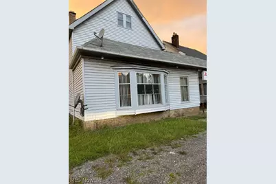 18013 Euclid Avenue, Loveland, OH 44112 - Photo 1