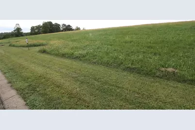 4740 S Edinbergh Drive, Zanesville, OH 43701 - Photo 1