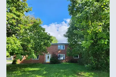 476 Graham Road, Cuyahoga Falls, OH 44221 - Photo 1