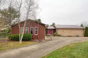 3900 Dietz Ln, Zanesville, OH 43701 - Photo 1