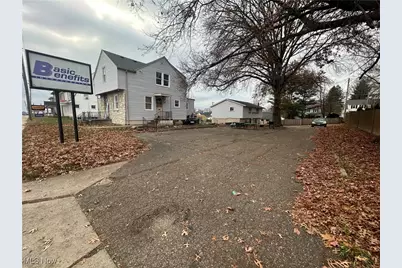 1921 Maple Avenue, Zanesville, OH 43701 - Photo 1