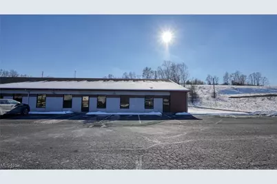 2560 Maysville Pike, Zanesville, OH 43701 - Photo 1