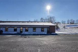 2560 Maysville Pike, Zanesville, OH 43701 - Photo 1