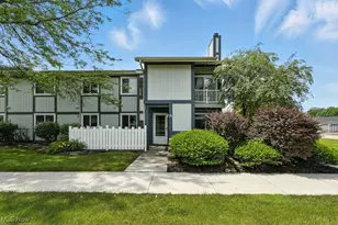 9040 Portage Pointe Dr, Streetsboro, OH 44241 - Photo 1