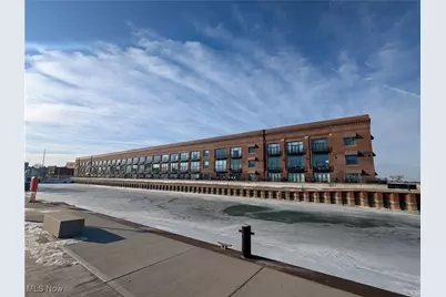 401 W Shoreline Drive #307, Sandusky, OH 44870 - Photo 1