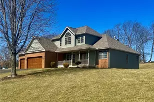 1700 Meadow Creek Dr, Zanesville, OH 43701 - Photo 1