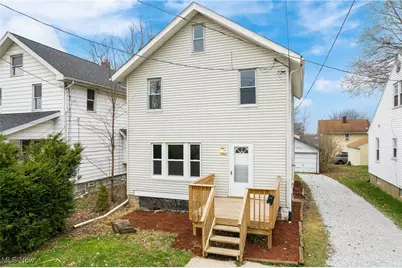1862 17th Street SW, Akron, OH 44314 - Photo 1