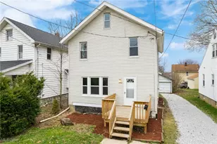 1862 17th St SW, Akron, OH 44314 - Photo 1