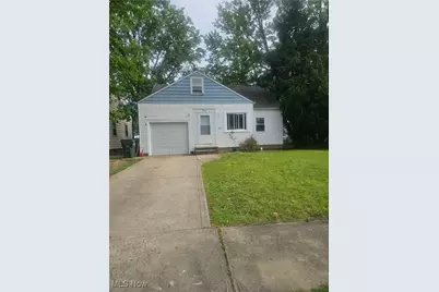 25100 Drakefield Avenue, Euclid, OH 44132 - Photo 1
