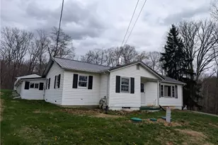 1858 Potts Ln, Zanesville, OH 43701 - Photo 1