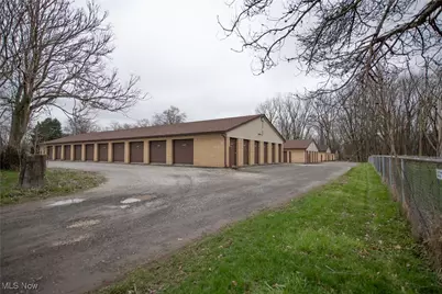 2200 17th Street SE, Canton, OH 44707 - Photo 1