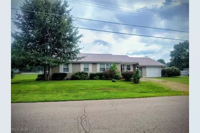 16 Beechrock Drive, Zanesville, OH 43701 - Photo 1